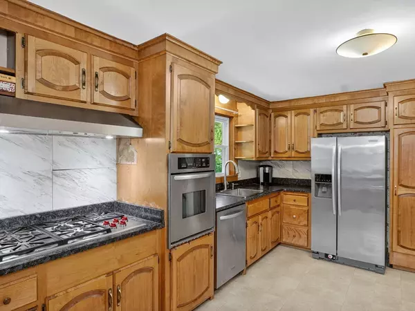 Framingham, MA 01701,341 Pleasant St