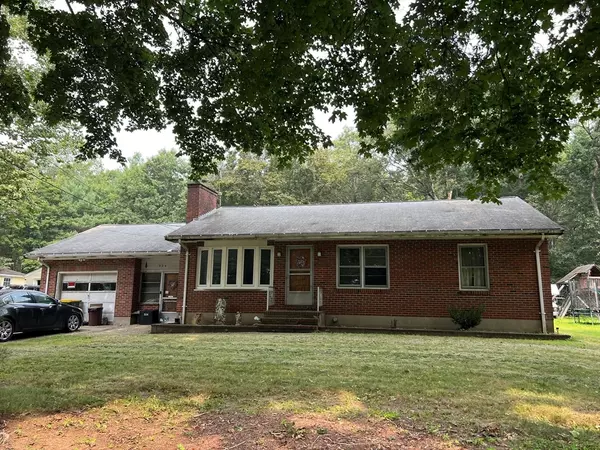 Franklin, MA 02038,324 Pleasant St