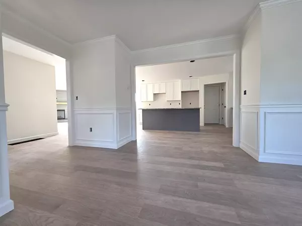 Douglas, MA 01516,38 Hemlock Street