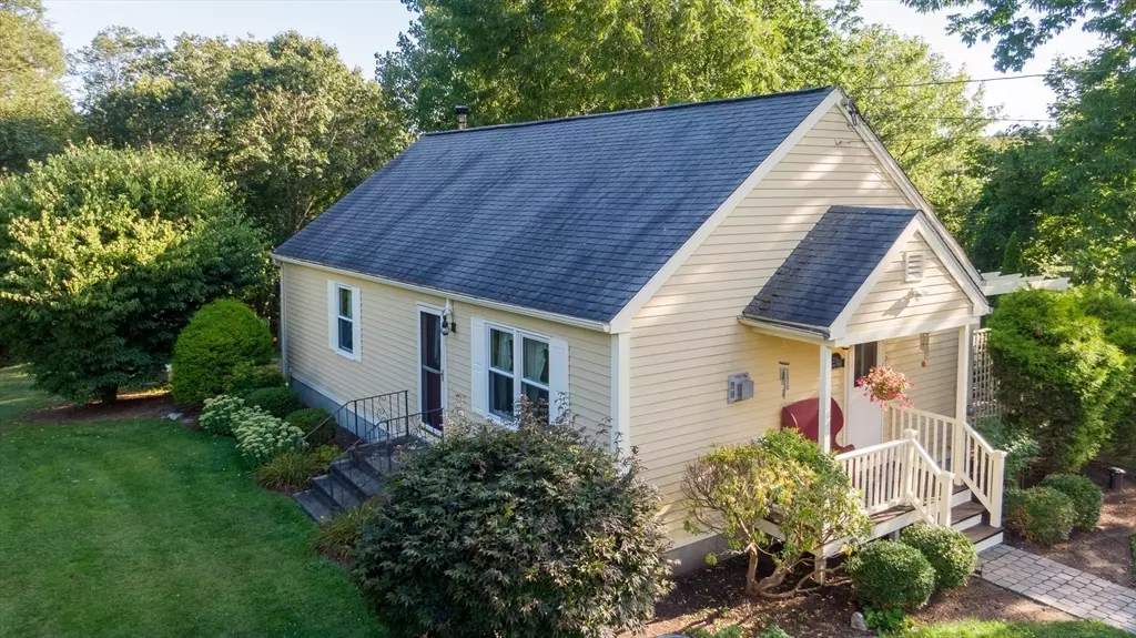 298 Torrey Rd, Southbridge, MA 01550