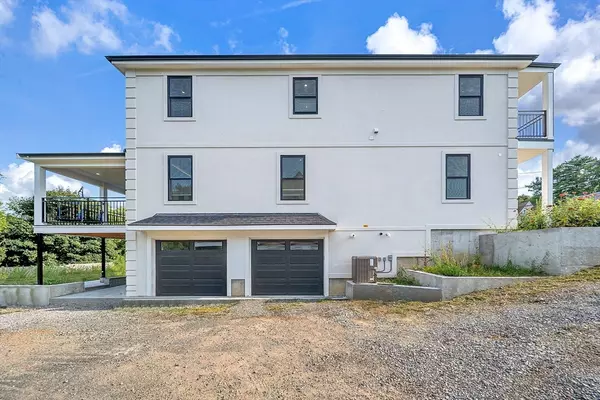 Norwood, MA 02062,114 Neponset St