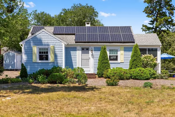 Dennis, MA 02639,13 Garden Lane