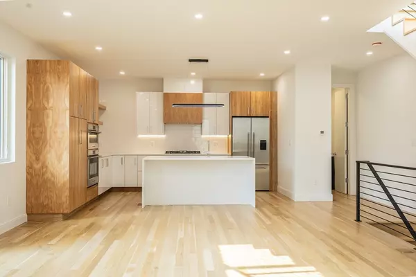 Cambridge, MA 02138,93 Griswold St #93