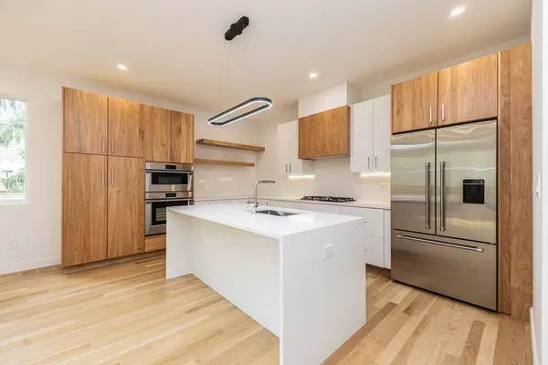 Cambridge, MA 02138,93 Griswold St #93