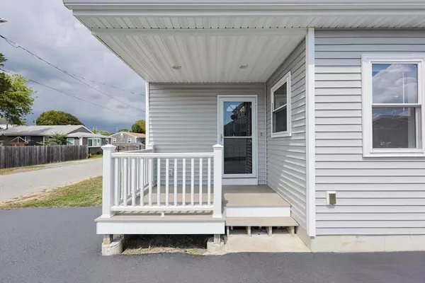 Swansea, MA 02777,32 Veranda Ave