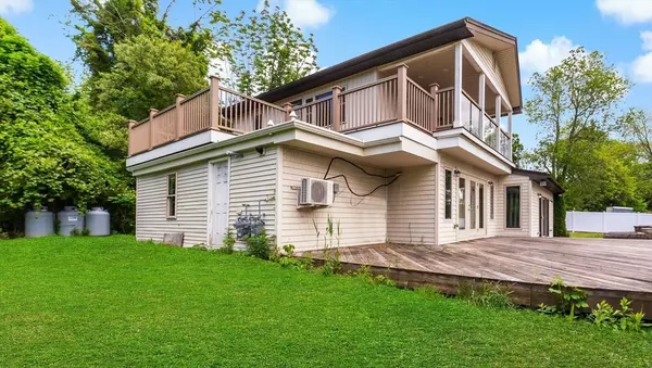 Freetown, MA 02702,43 Water Street