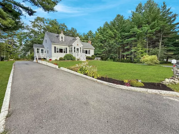 Pelham, NH 03076,190 Hobbs