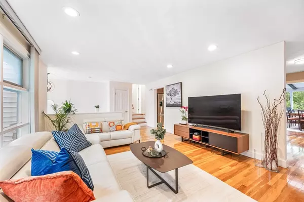 Newton, MA 02461,36 Cannon St