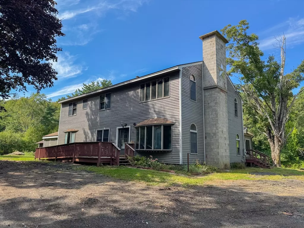 Wales, MA 01081,198 Union Rd