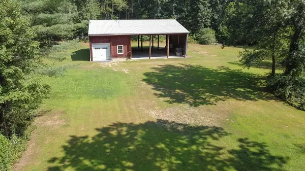 West Brookfield, MA 01585,93 Birch Hill Rd