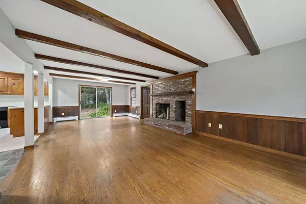 Barnstable, MA 02632,70 Joyce Anne Rd