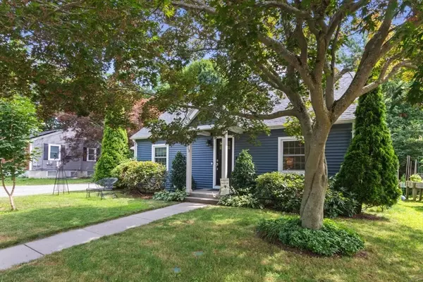 Waltham, MA 02453,113 Farnum Rd