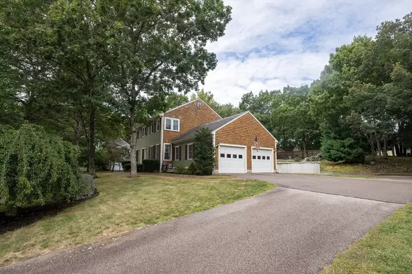 Plainville, MA 02762,12 Morningside Rd