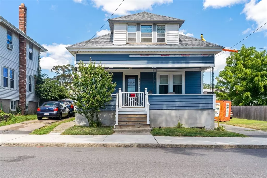 Fall River, MA 02720,1294 President Ave