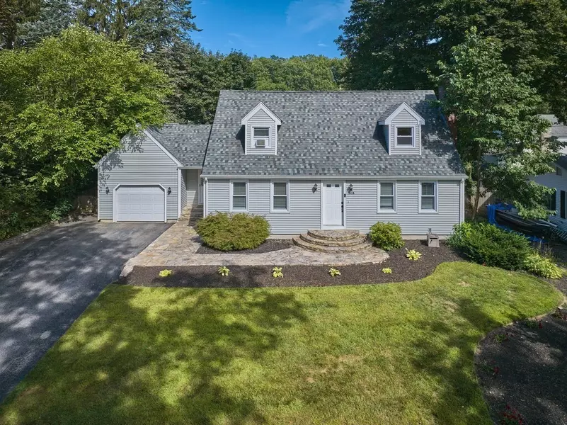 30-A Kinnicutt Rd, Worcester, MA 01602