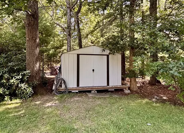 Lakeville, MA 02347,17 Rush Pond Rd