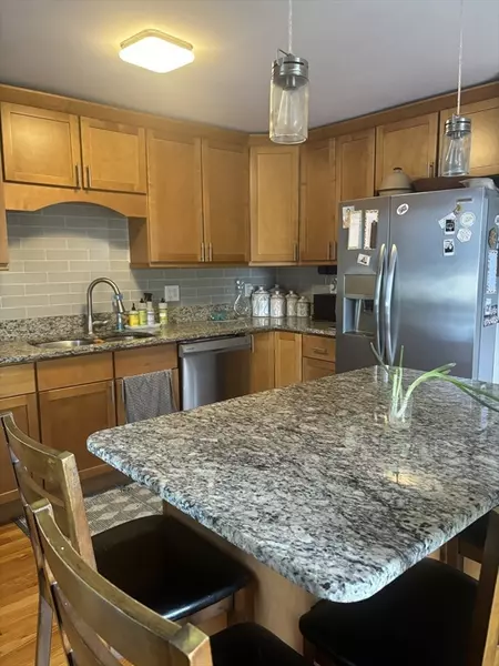3 1/2 Becket Ave #3, Salem, MA 01970