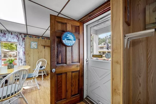 Middleboro, MA 02346,10 Warren Ave