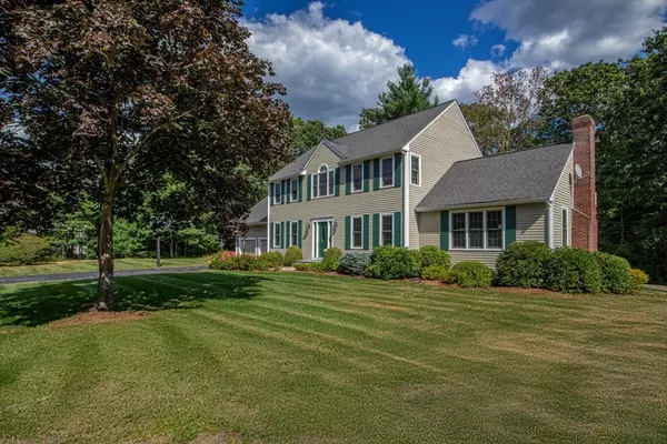 Foxboro, MA 02035,39 Shepherd St