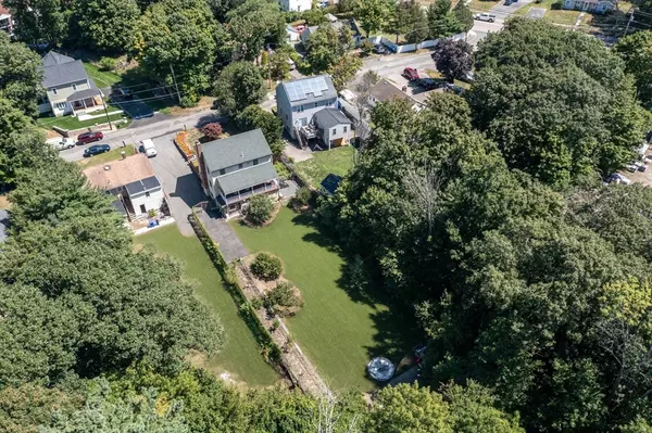 Holbrook, MA 02343,18 Laurel Park