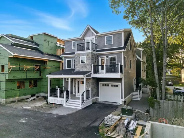 Ipswich, MA 01938,11 Washington Street