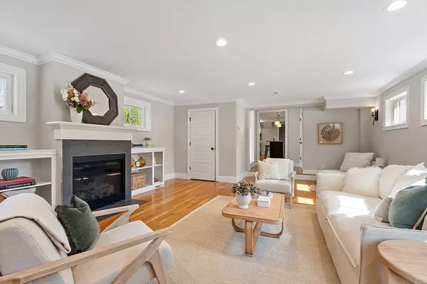 Lexington, MA 02421,19 Shirley St #19
