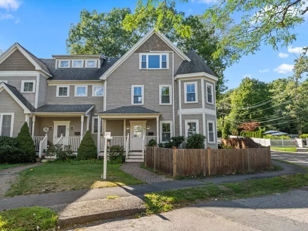 Newton, MA 02466,51 Bourne St #51