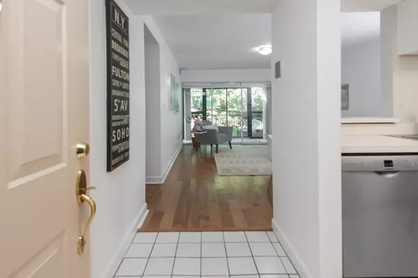 Arlington, MA 02476,975 Massachusetts Ave #102