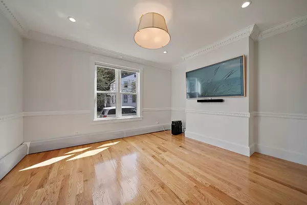 Newburyport, MA 01950,14 Dalton St #14