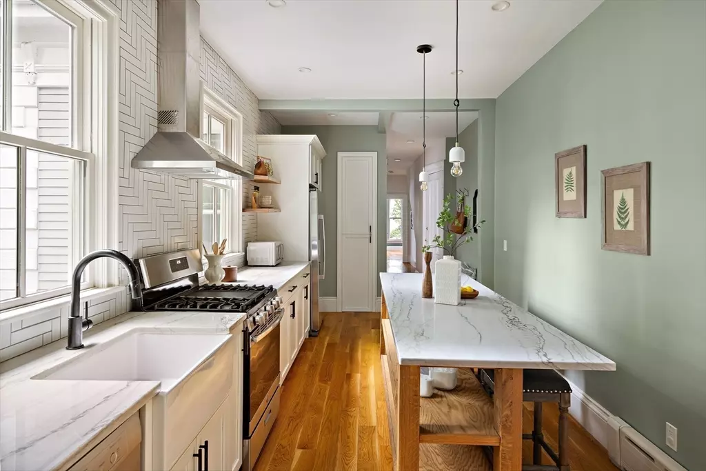 Cambridge, MA 02139,22 Bigelow #2B