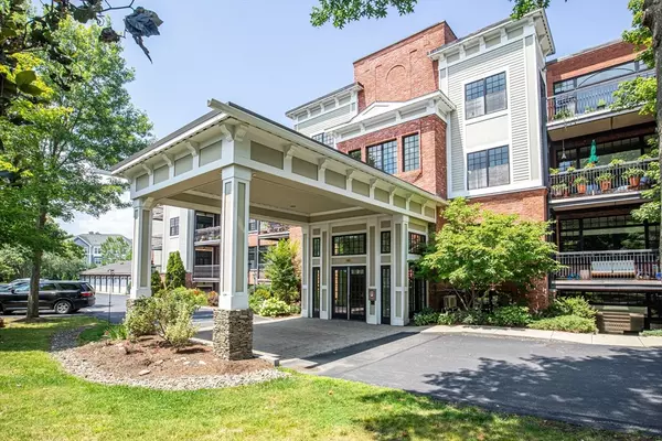 Natick, MA 01760,58 North Main Street #304