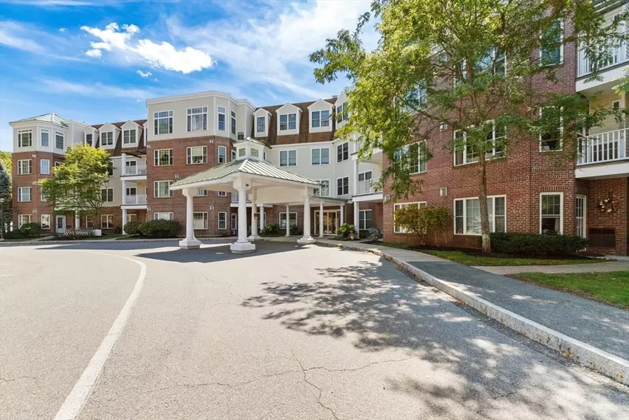 295 Salem St #42, Woburn, MA 01801