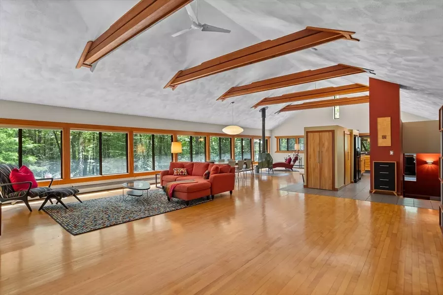 7 Blue Herons Way, Pepperell, MA 01463