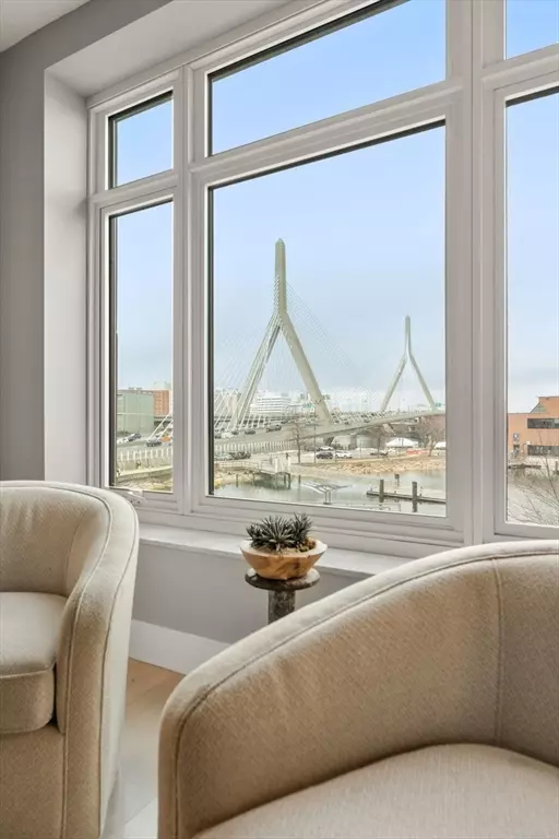 Boston, MA 02114,100 Lovejoy Wharf #4J