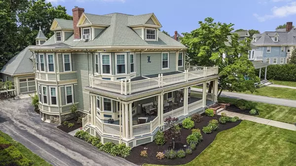 Woburn, MA 01801,9 Arlington Rd