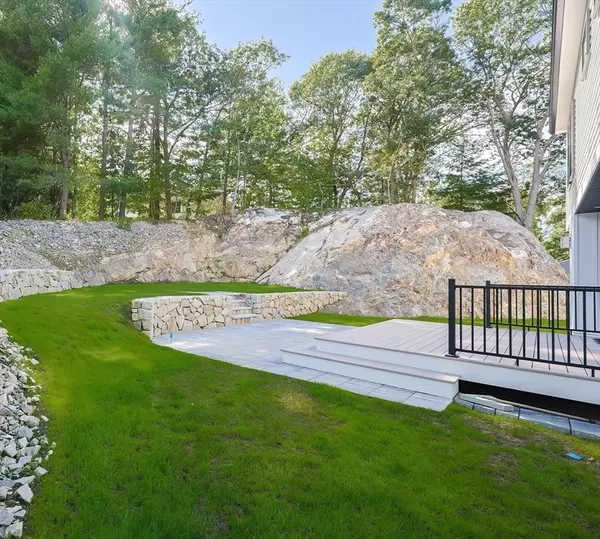 Wakefield, MA 01880,71 Old Nahant Rd