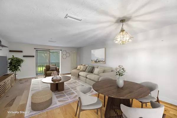 Quincy, MA 02169,34 South St #202