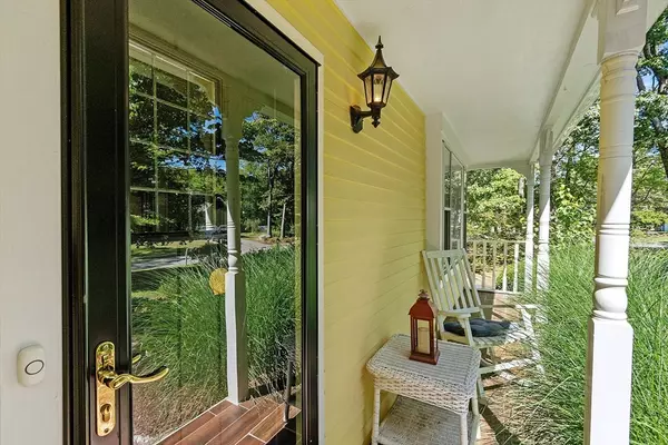 Acton, MA 01720,27 Lincoln Drive
