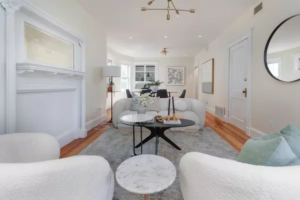 Brookline, MA 02446,106 Browne Street #2