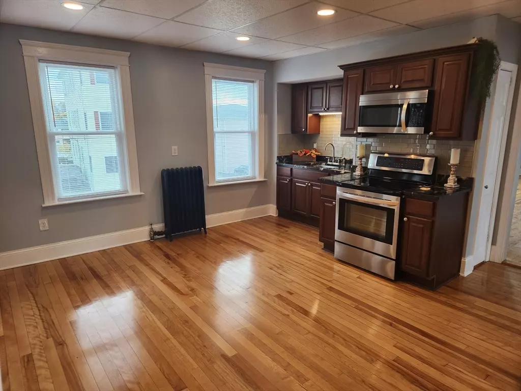 Worcester, MA 01604,1 Plantation St #2