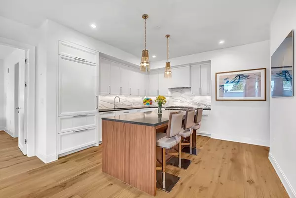 Wellesley, MA 02482,100 Linden Street #105