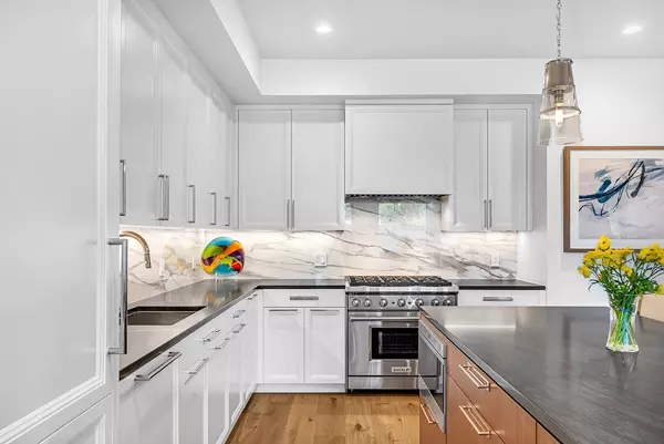 100 Linden Street #105, Wellesley, MA 02482