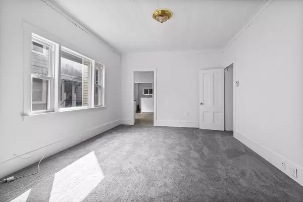 Lowell, MA 01850,62 W 6th Street