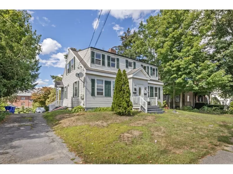 133 Winthrop St, Taunton, MA 02780