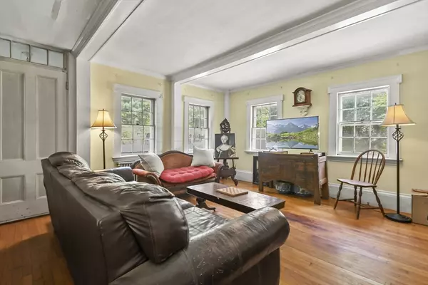 Boxford, MA 01921,2 Lawrence Road