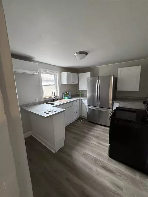 Fall River, MA 02723,34 Quequechan St