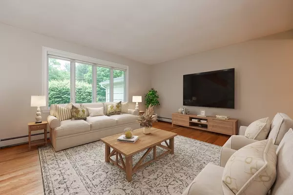 Holliston, MA 01746,6 Westfield Dr.