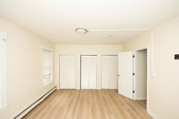 Fitchburg, MA 01420,208 Blossom St
