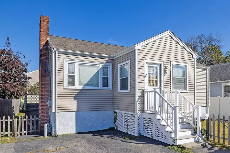 43 E, Hull, MA 02045