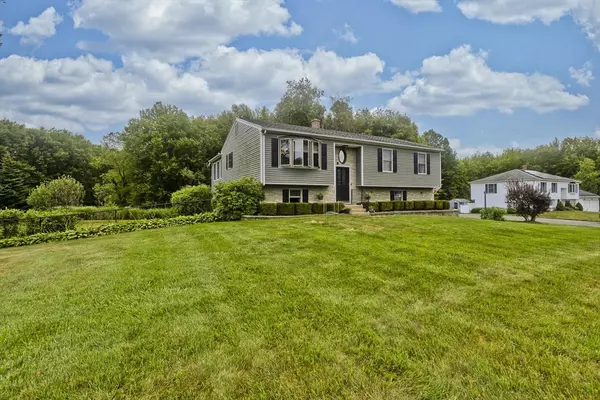 Granby, MA 01033,16 Jennifer Dr